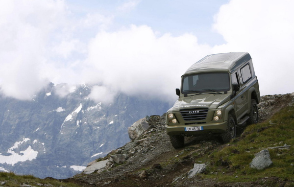 Ивеко Кампагнола спускаясь со склона