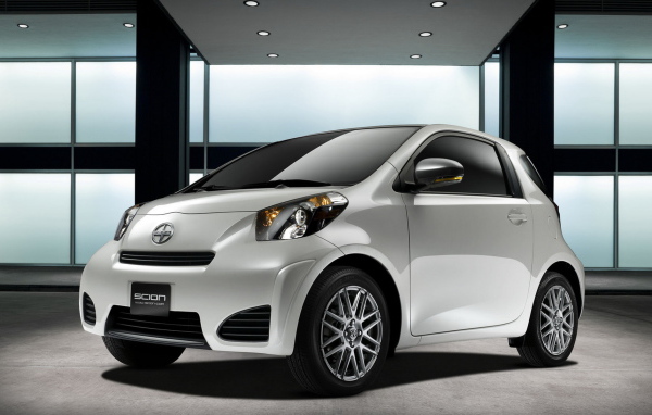 Scion iQ