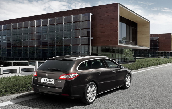 Новый Пежо 508