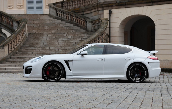 Порше Панамера 2011