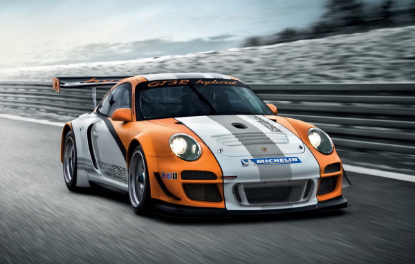 Porsche 911 GT3 R Hybrid