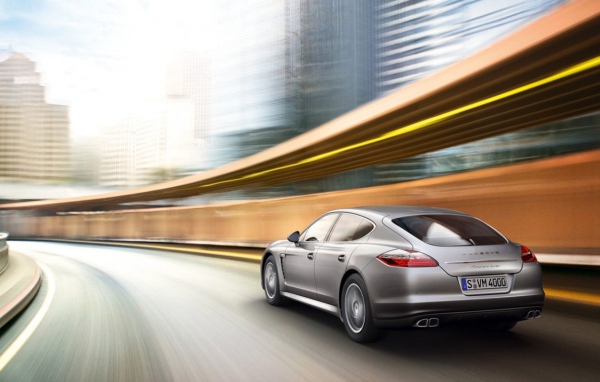 Порше Панамера
