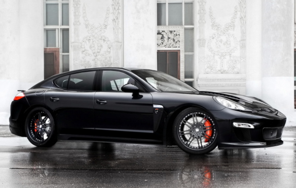 Спортивная Порше Панамера