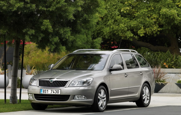 Шкода Октавия Универсал