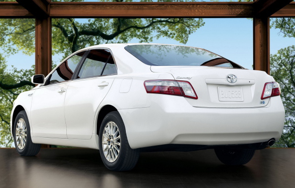Toyota Camry Hybrid
