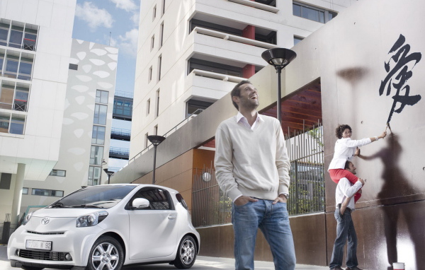 Тойота Ай Кью