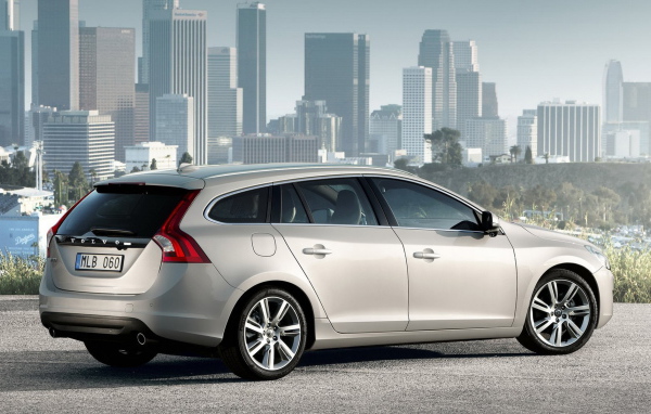 Вольво В60 - житель города