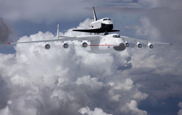 Ан-225 и буран