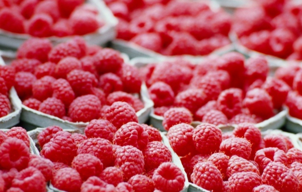 Стаканчики с малиной