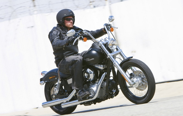 Харлей Девидсон FXDB