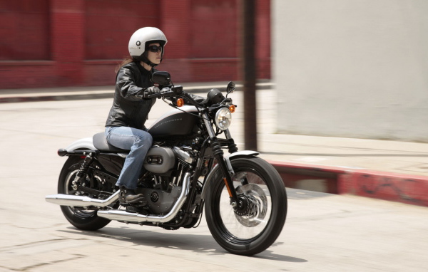 Харлей Девидсон XL-1200N