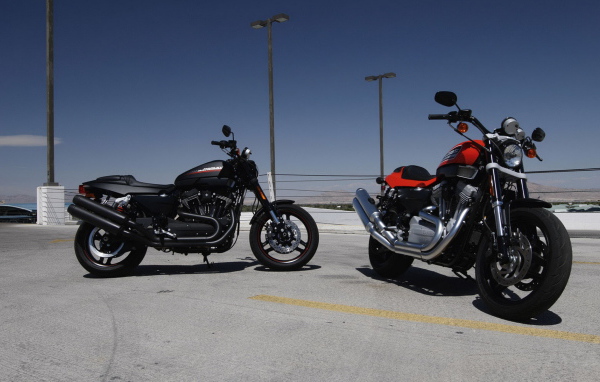 Харлей Девидсон ХР