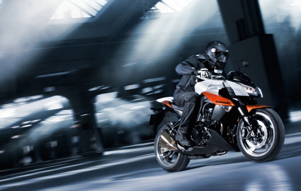 Кавасаки Z 1000