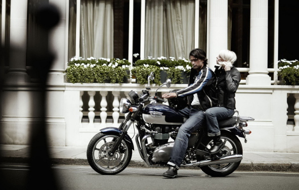 Совершенство классики в Триумф Бонневелли