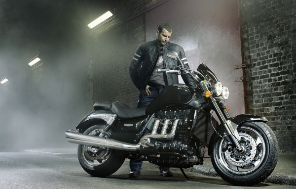 Triumph Rocket III Roadster