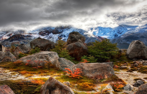 Раннее утро в горах