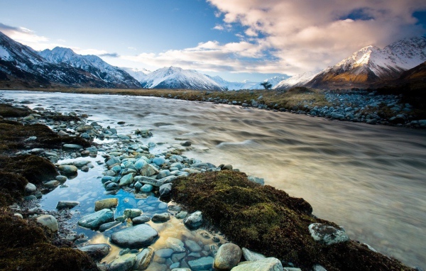 Речка высоко в горах