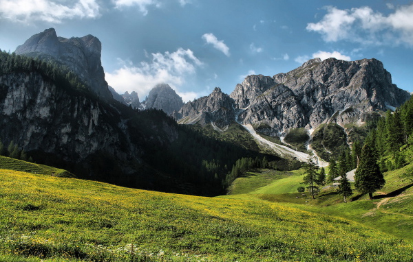 Крутые горы