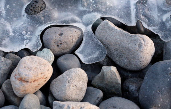 Замерзшая вода