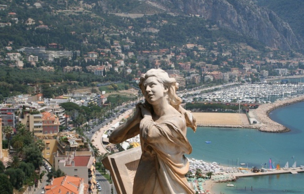 Статуя Франция