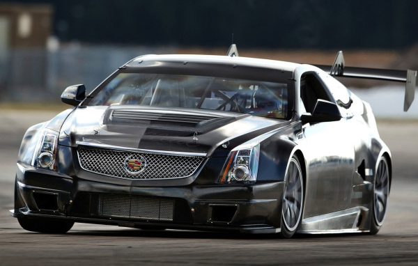 Cadillac-CTS-V Coupe 2011