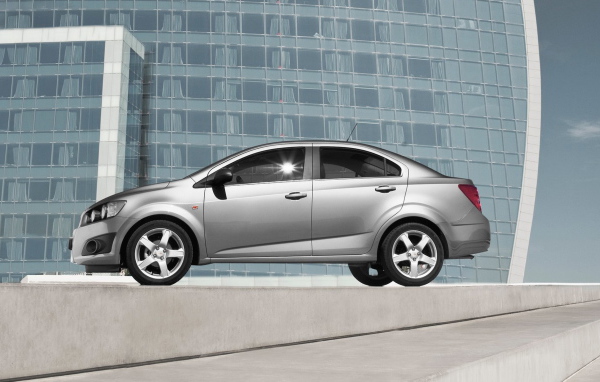 Chevrolet-Aveo Sedan 2012