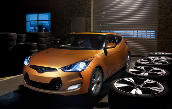 Hyundai-Veloster 2012