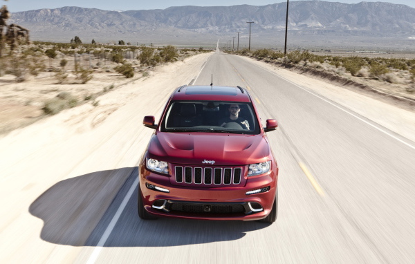 Jeep-Grand-Cherokee-SRT8