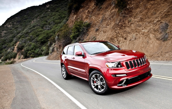 Jeep-Grand-Cherokee-SRT8