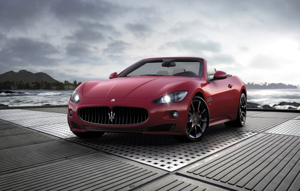 2012 Maserati-GranCabrio Sport