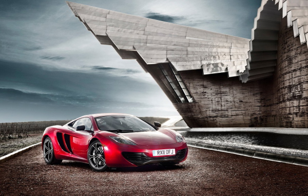 McLaren-MP4-12C