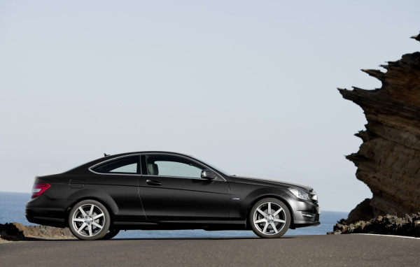 2012-Mercedes-Benz-C-Class