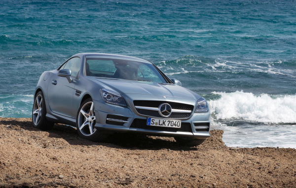 Mercedes-Benz-SLK350 Coupe