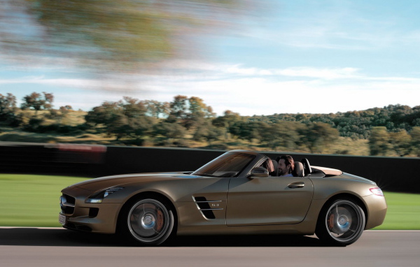 Mercedes-Benz-SLS-AMG Roadster