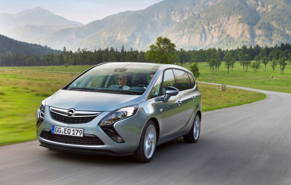 Opel-Zafira Tourer