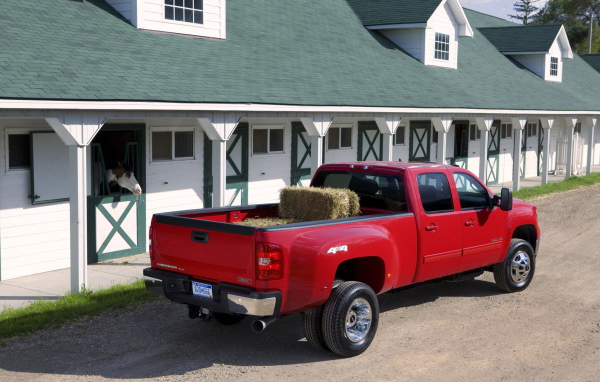 2011-GMC-Sierra-HD-3500