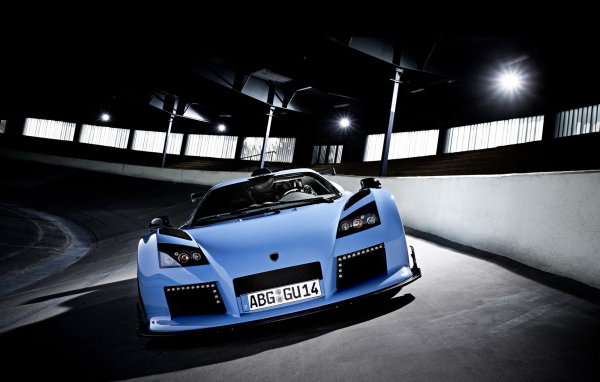 Gumpert-Apollo-S-Front