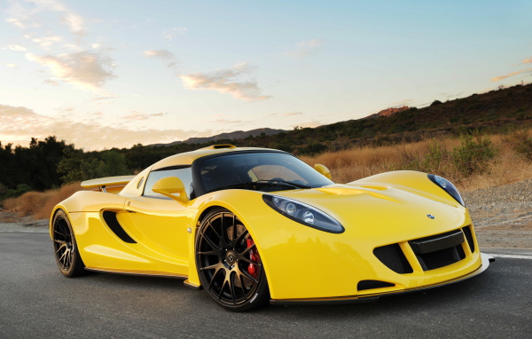 Hennessey-Venom-GT