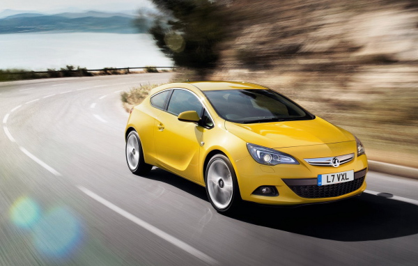 Vauxhall-Astra GTC