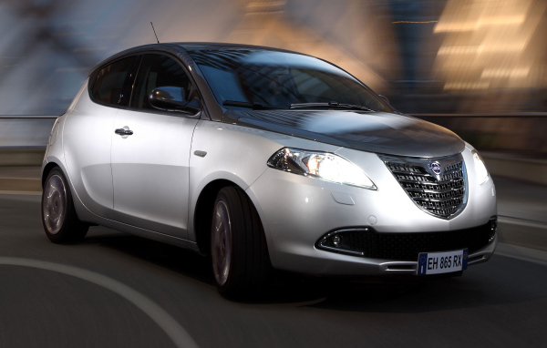 new Lancia Ypsilon