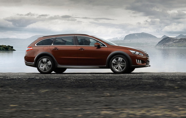 Peugeot-508 RXH