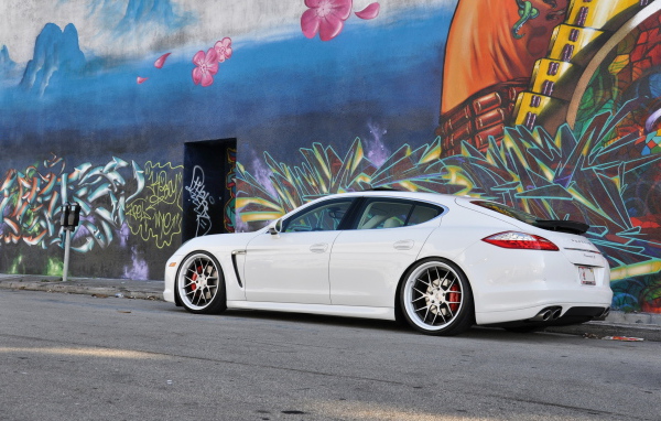 white Porsche Panamera
