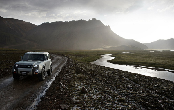 Land Rover-DC100 Concept