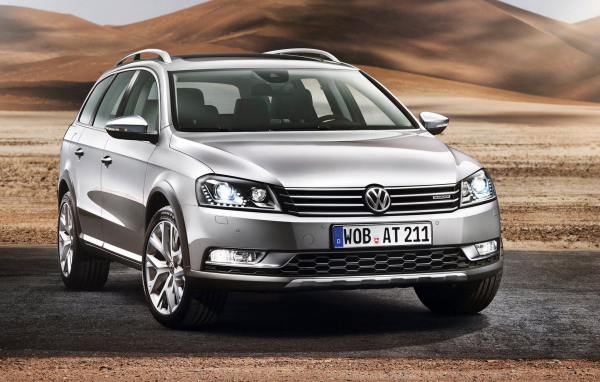 Volkswagen-Passat Alltrack
