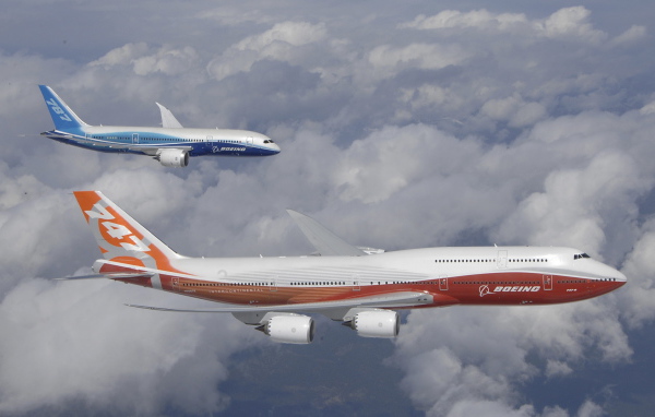 Boeing 747 and Boeing 787