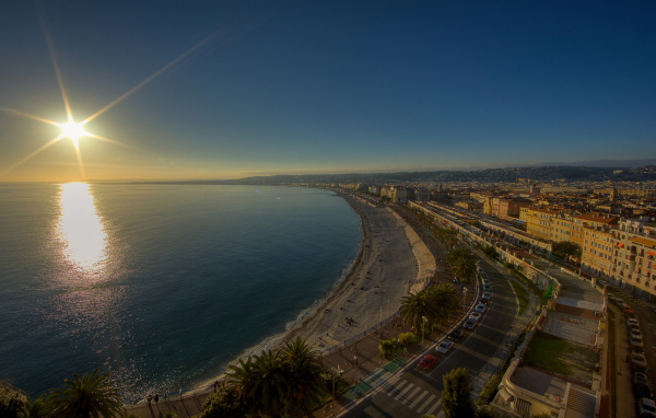 Побережье города