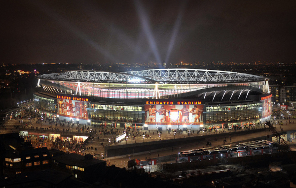стадион в Лондоне Emirates Stadium