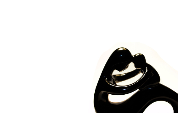 Статуя матери и ребенка