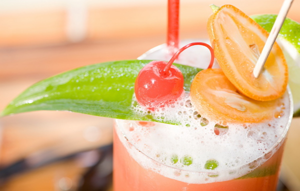 Фруктово-ягодный коктейль