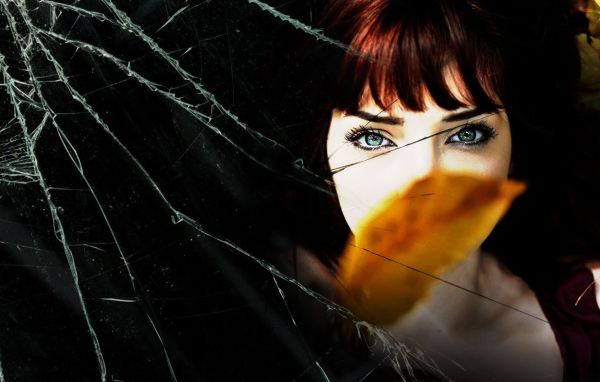 Сьюзан Кофи в отражении